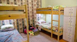 Гостиница Ulan Ude Travelers House Hostel Улан-Удэ Односпальная кровать в общем номере для мужчин и женщин-1